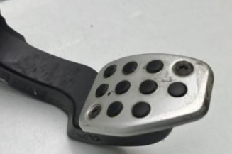 Pedale d'embrayage PEUGEOT 2008 1
