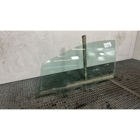 Vitre avant gauche FORD FIESTA 7