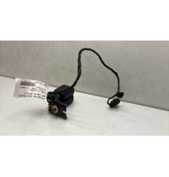 Attache ceinture arriere droit FORD FIESTA 7
