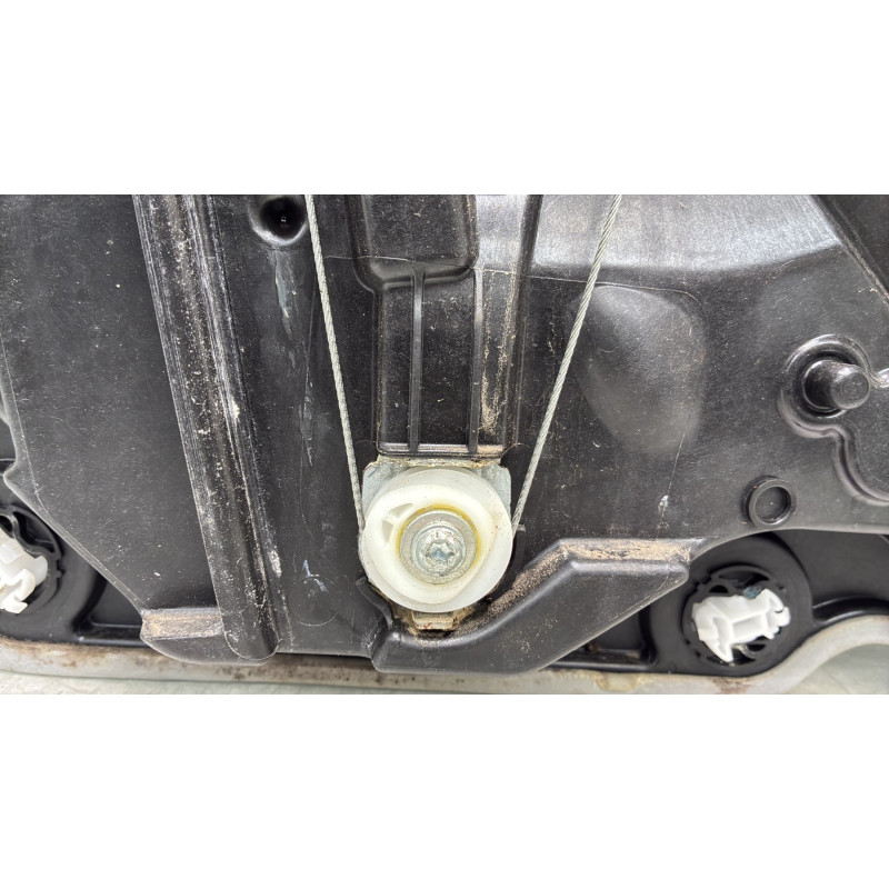 Leve vitre electrique avant droit FORD FIESTA 7 Photo n°12