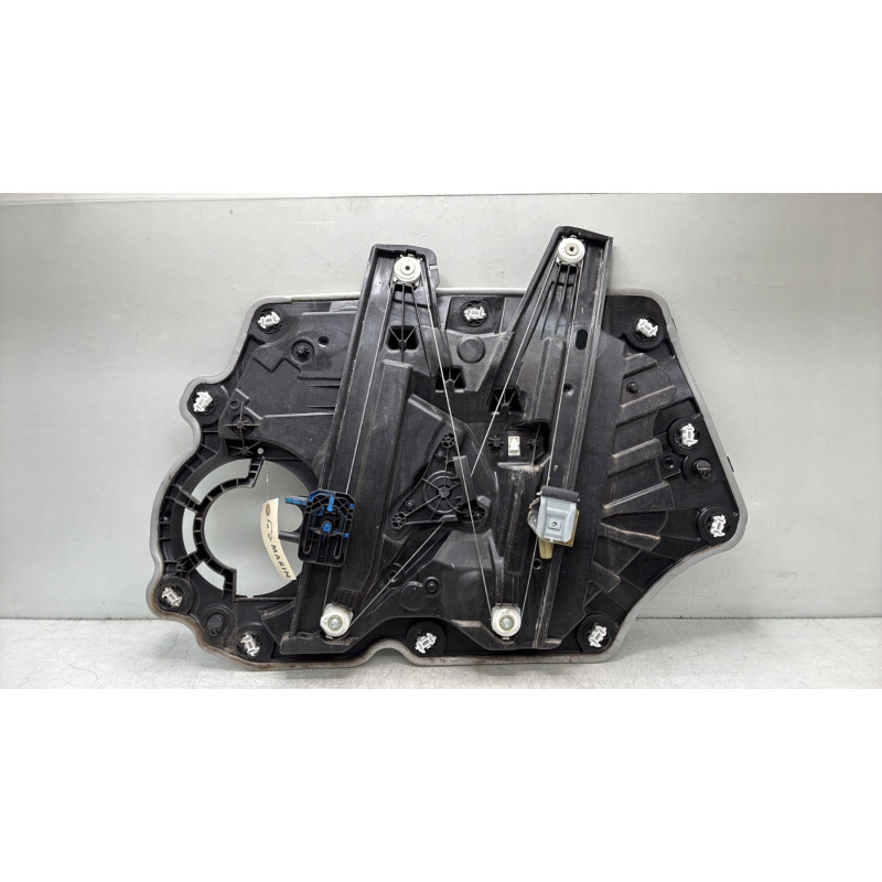 Leve vitre electrique avant gauche FORD FIESTA 7 Photo n°4