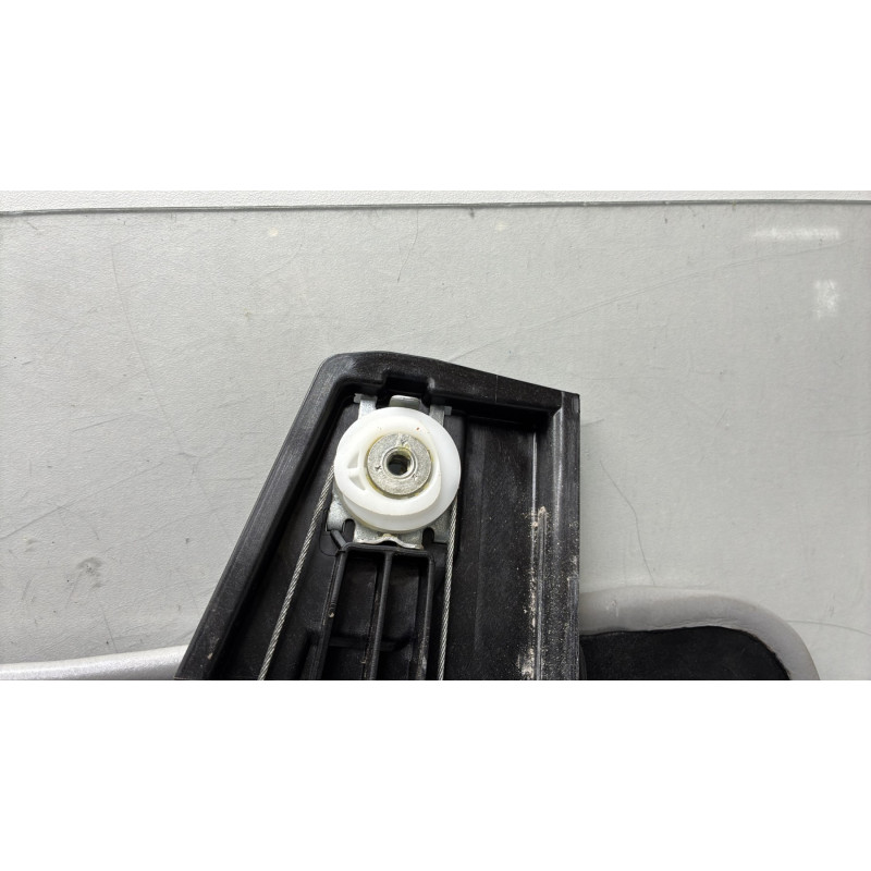 Leve vitre electrique avant gauche FORD FIESTA 7 Photo n°8