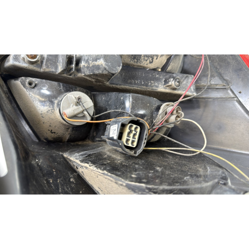 Feu arriere principal droit (feux) FORD FOCUS 3 Photo n°3