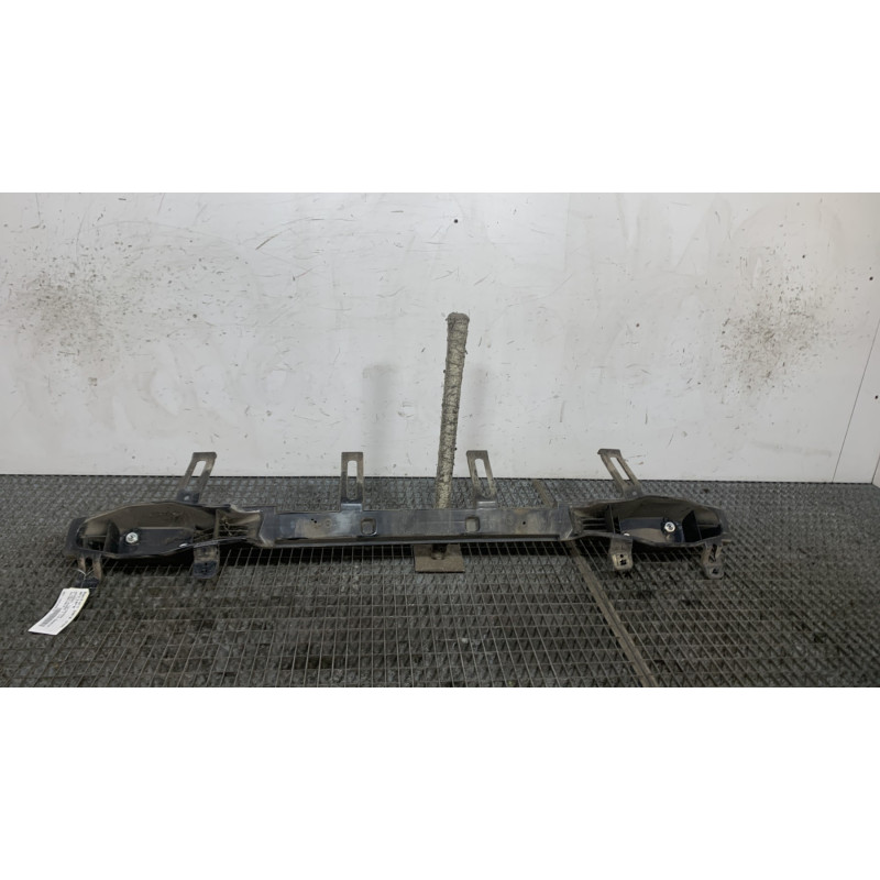 Renfort pare choc arriere (traverse) HYUNDAI I 10 1 Photo n°1