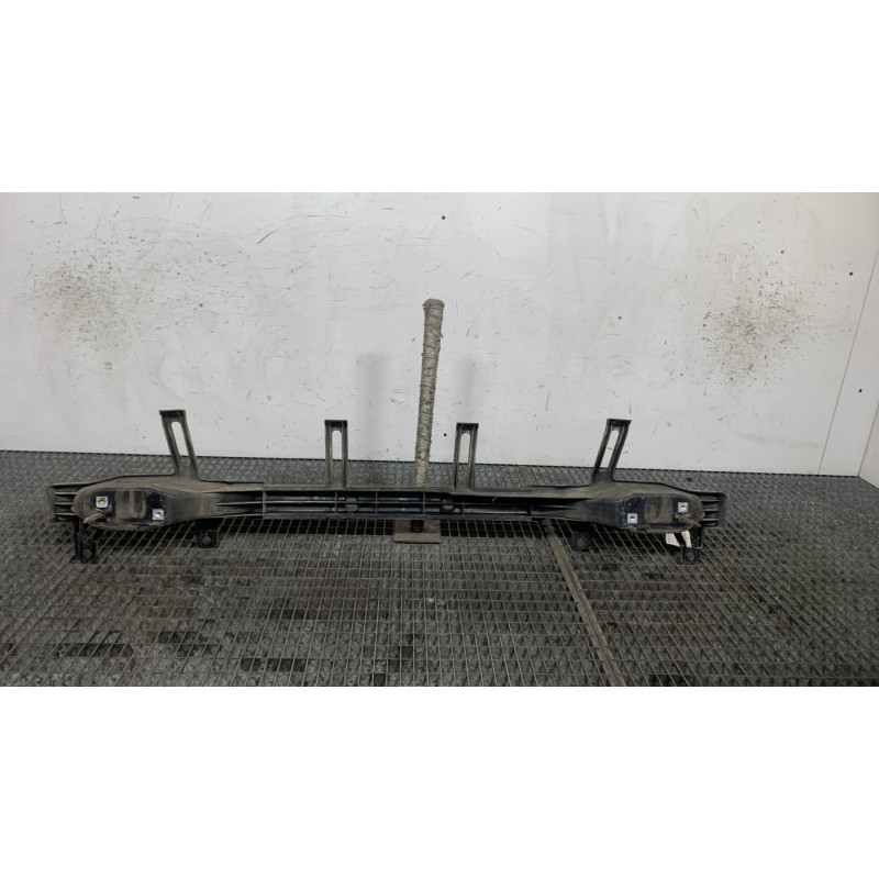 Renfort pare choc arriere (traverse) HYUNDAI I 10 1 Photo n°4