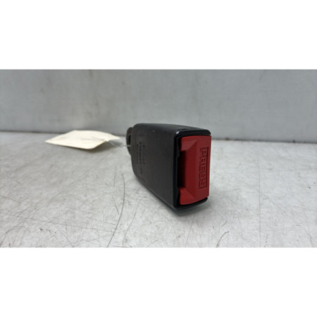 Attache ceinture arriere gauche RENAULT TWINGO 1
