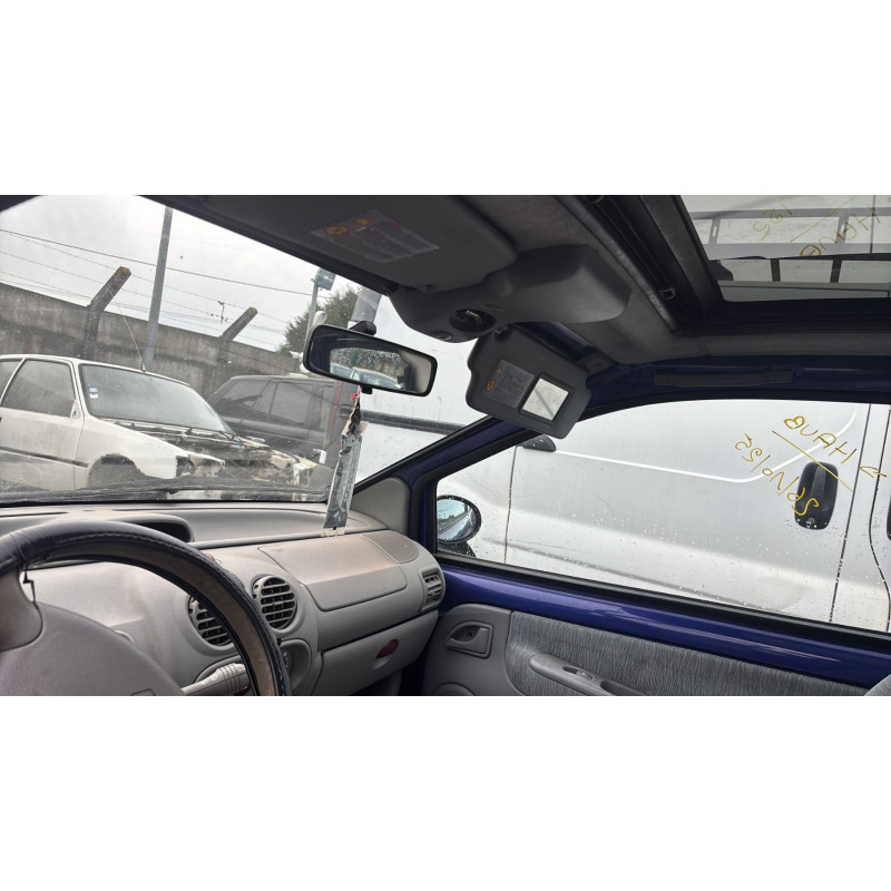 Bouton de warning RENAULT TWINGO 1 Photo n°17