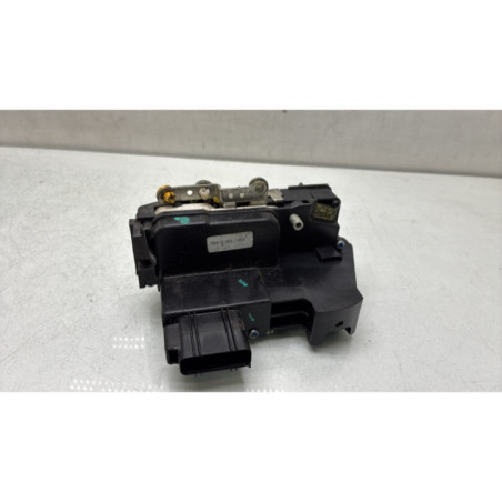 Serrure arriere droit FORD FUSION