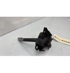 Fermeture de capot TOYOTA YARIS 3