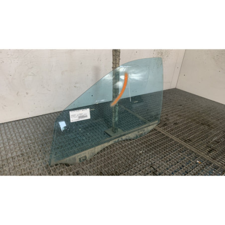 Vitre avant gauche MERCEDES CLASSE C 203