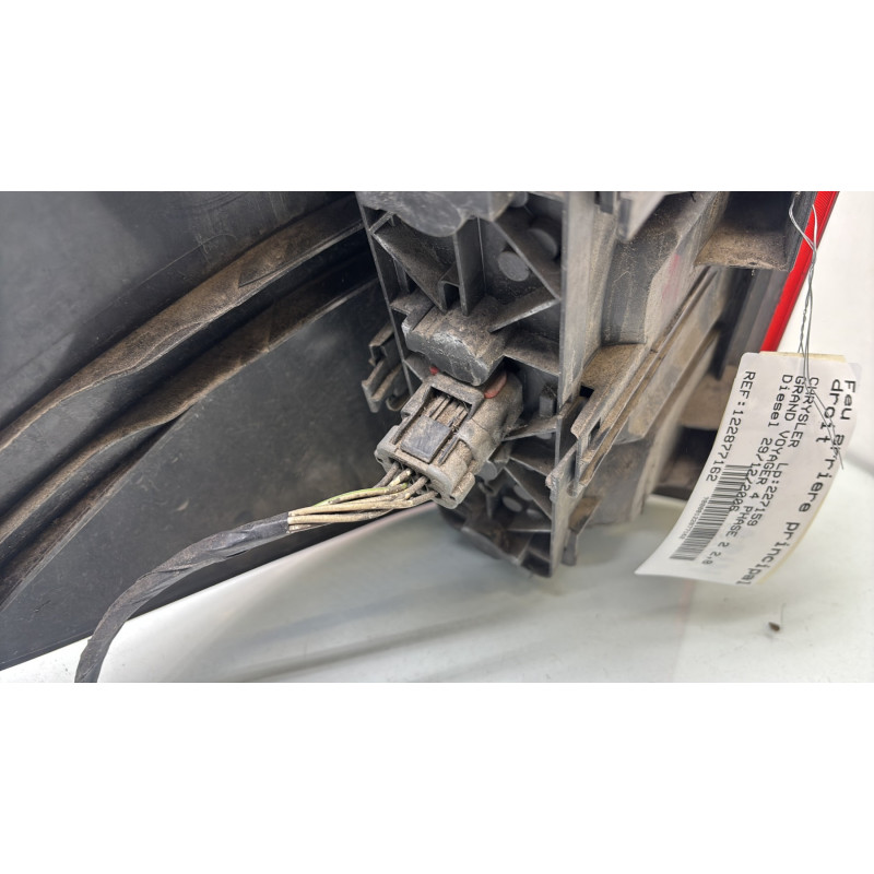 Feu arriere principal droit (feux) CHRYSLER GRAND VOYAGER 4 Photo n°3