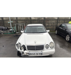 Neiman MERCEDES CLASSE E 210
