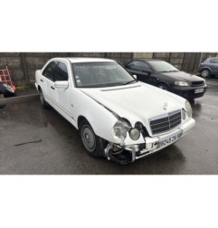 Serrure arriere gauche MERCEDES CLASSE E 210
