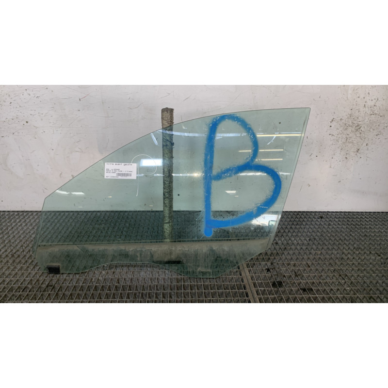 Vitre avant gauche BMW SERIE 5 E60 Photo n°1