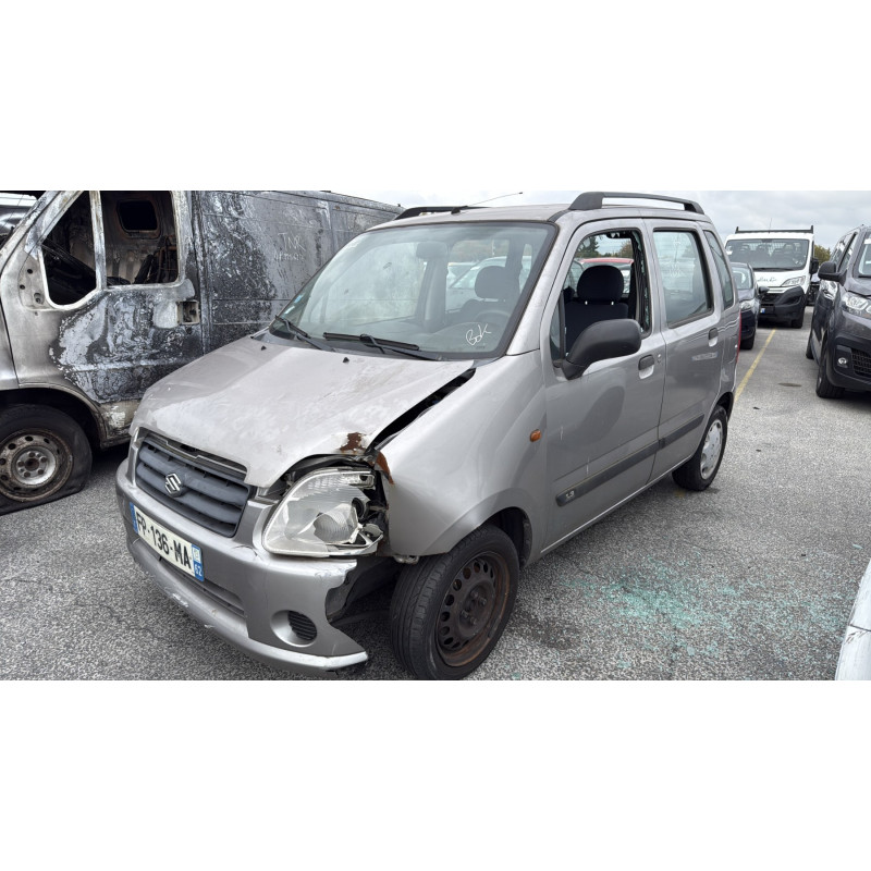 Plage arriere SUZUKI WAGON-R Photo n°8