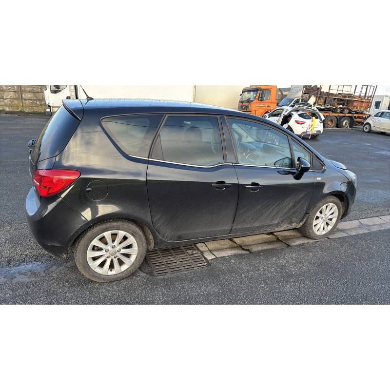 Feu arriere principal droit (feux) OPEL MERIVA B Photo n°10