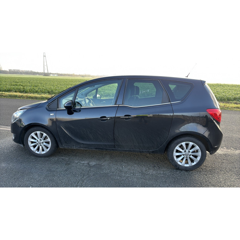 Feu arriere principal gauche (feux) OPEL MERIVA B Photo n°10