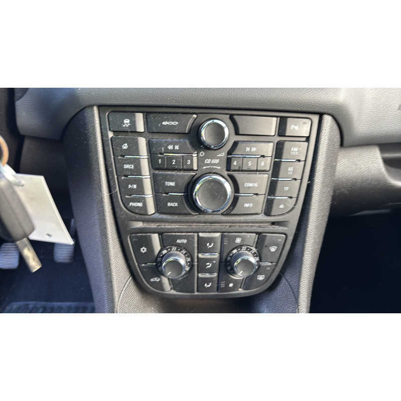 Feu arriere principal gauche (feux) OPEL MERIVA B Photo n°17