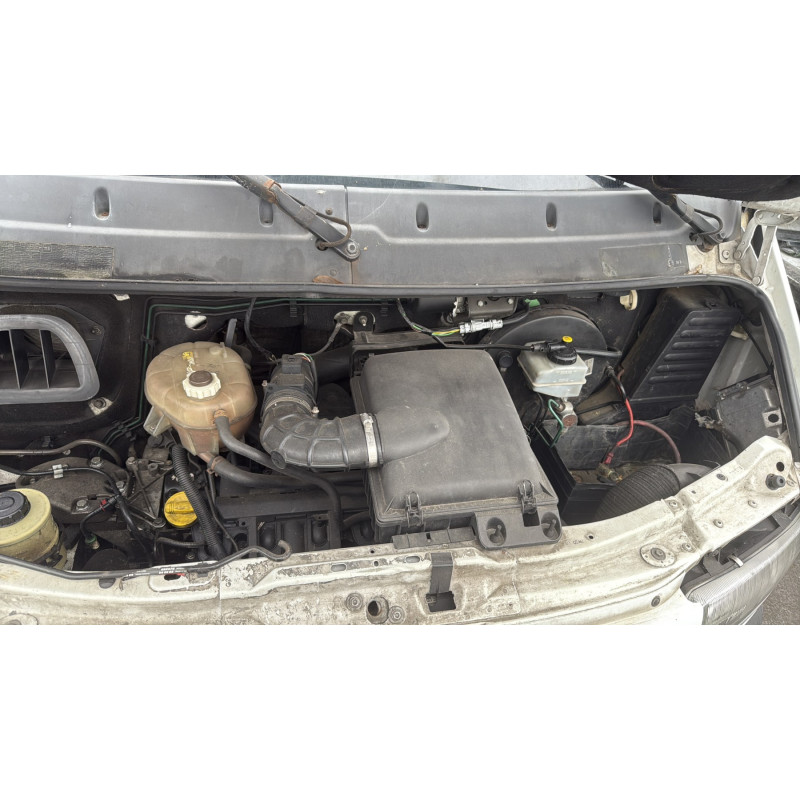 Custode avant droit (porte) OPEL MOVANO A Photo n°15