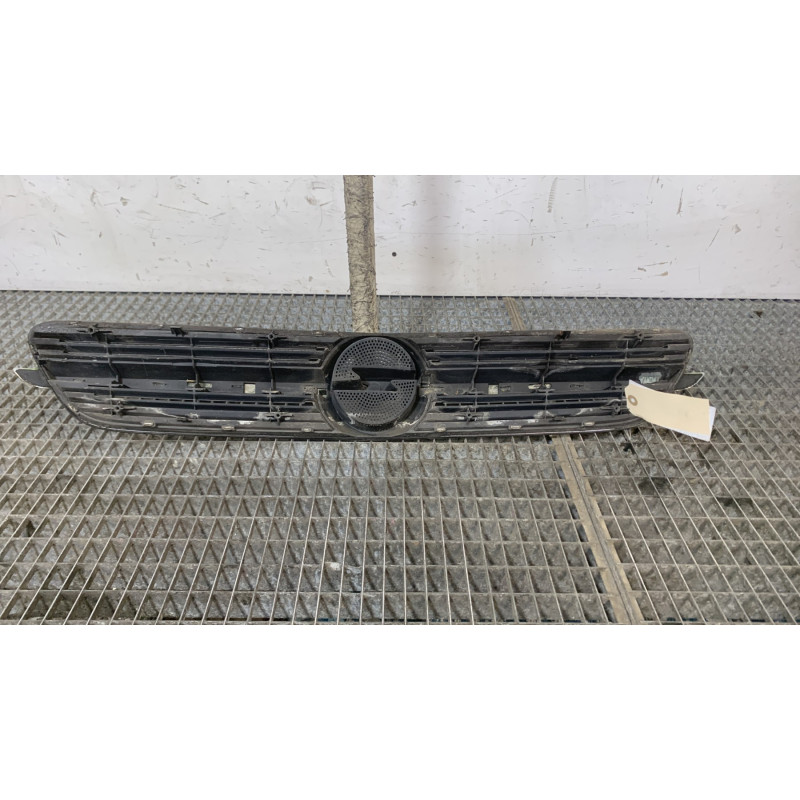 Calandre OPEL VECTRA C Photo n°4