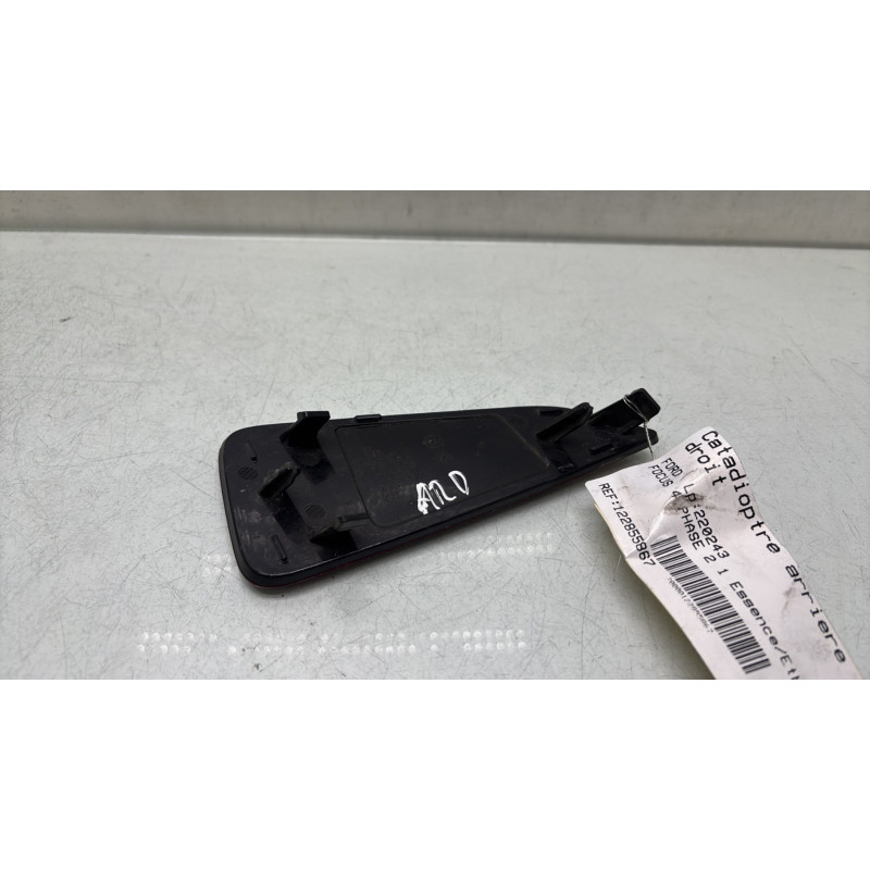 Catadioptre arriere droit FORD FOCUS 4 Photo n°2