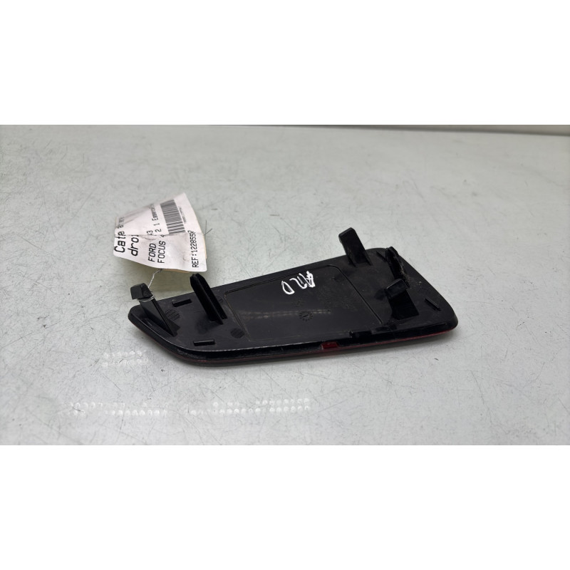 Catadioptre arriere droit FORD FOCUS 4 Photo n°3