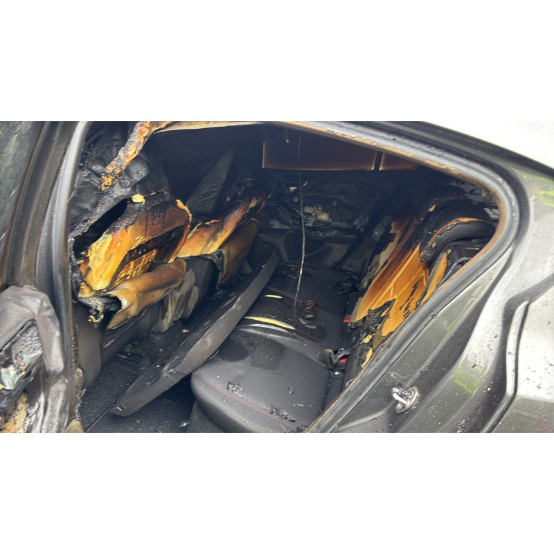Vitre arriere gauche FORD FOCUS 4 Photo n°14