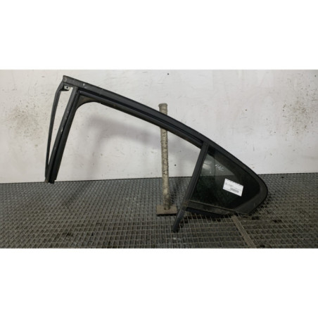 Custode arriere gauche (porte) FORD FOCUS 4 Photo n°1