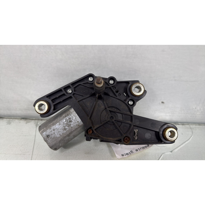 Moteur essuie glace arriere MERCEDES CLASSE C 204 Photo n°3