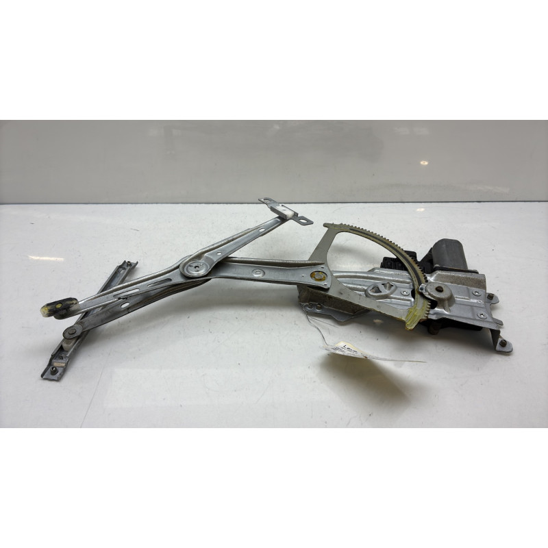 Leve vitre electrique avant gauche OPEL ASTRA H Photo n°6