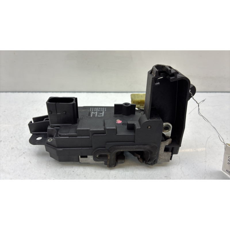 Serrure avant gauche OPEL ASTRA H Photo n°4
