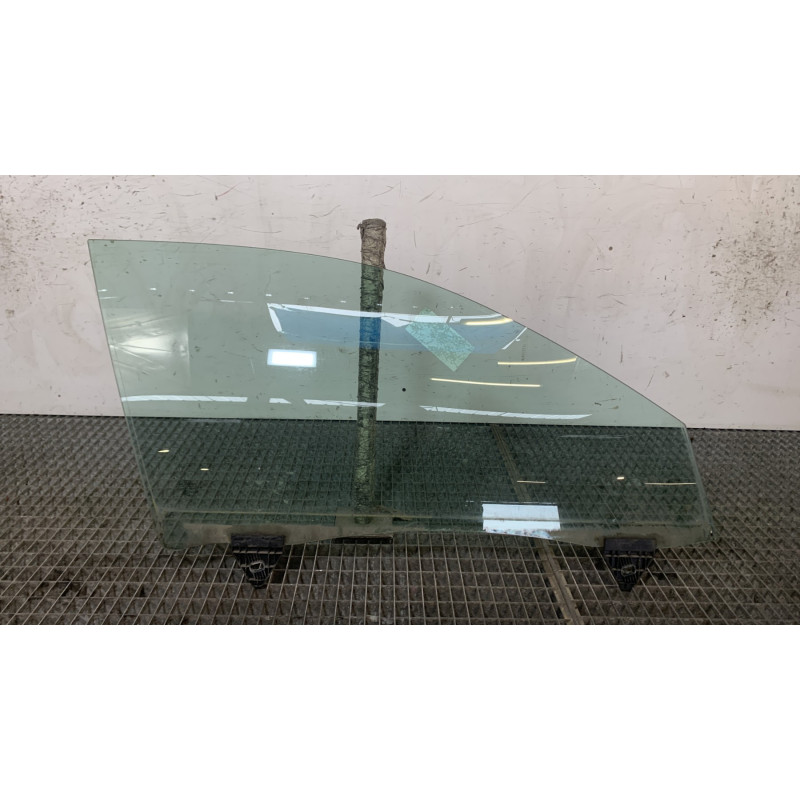 Vitre avant droit AUDI A4 2 Photo n°4