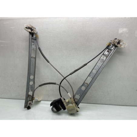 Leve vitre electrique avant gauche RENAULT MEGANE 2 Photo n°1