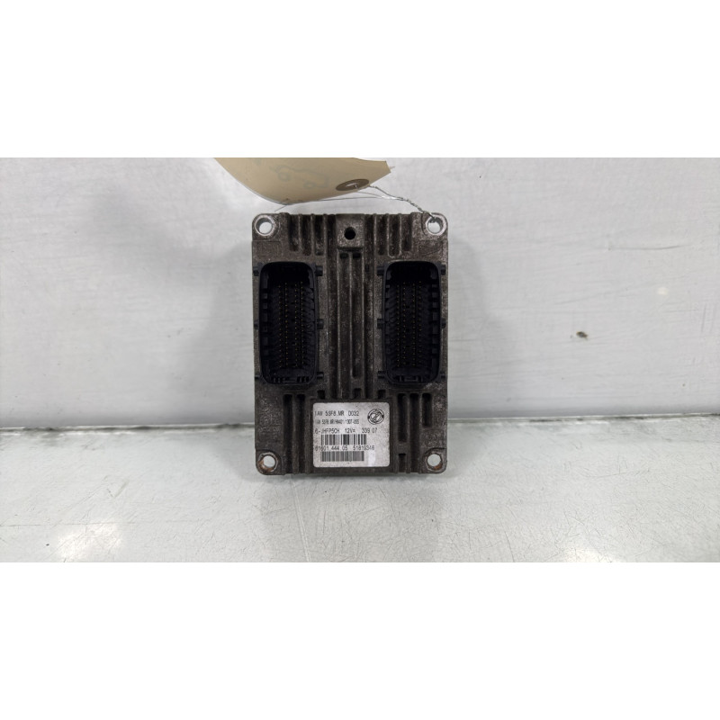 Calculateur moteur FIAT 500 2 Photo n°1