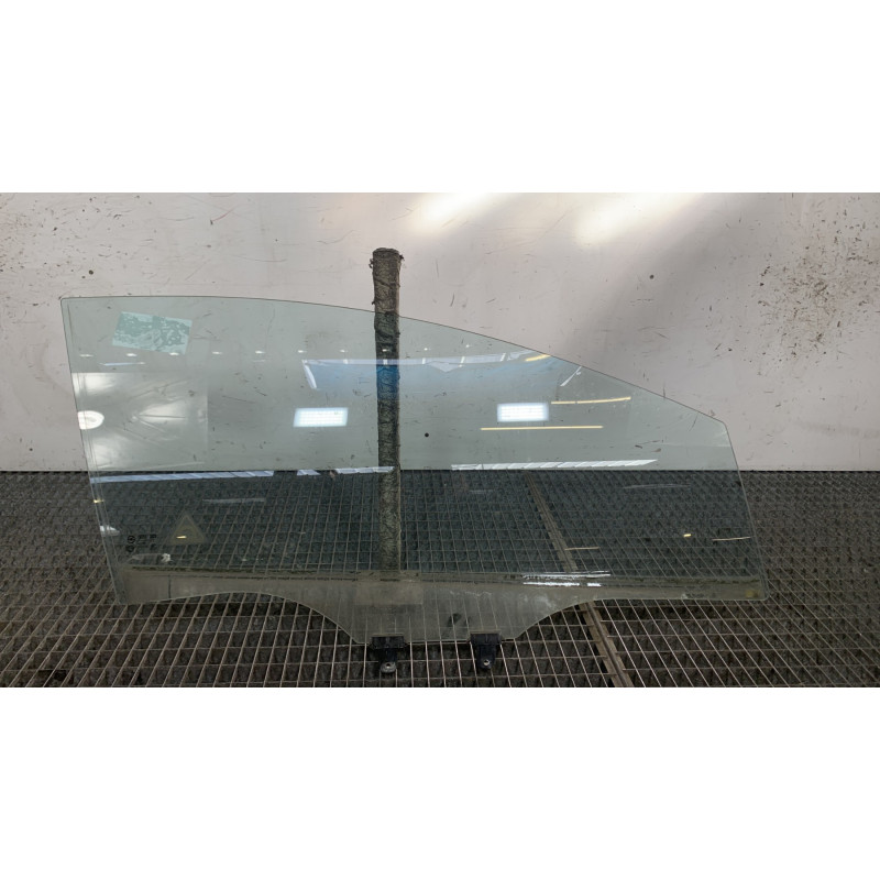 Vitre avant droit KIA RIO 3 Photo n°4