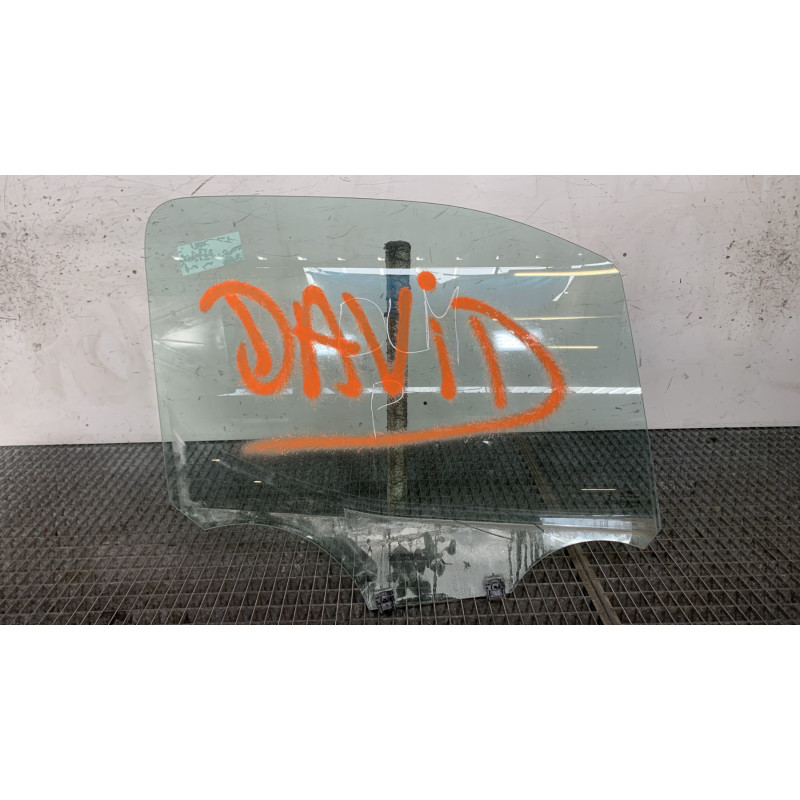 Vitre avant droit PEUGEOT PARTNER 3 Photo n°4