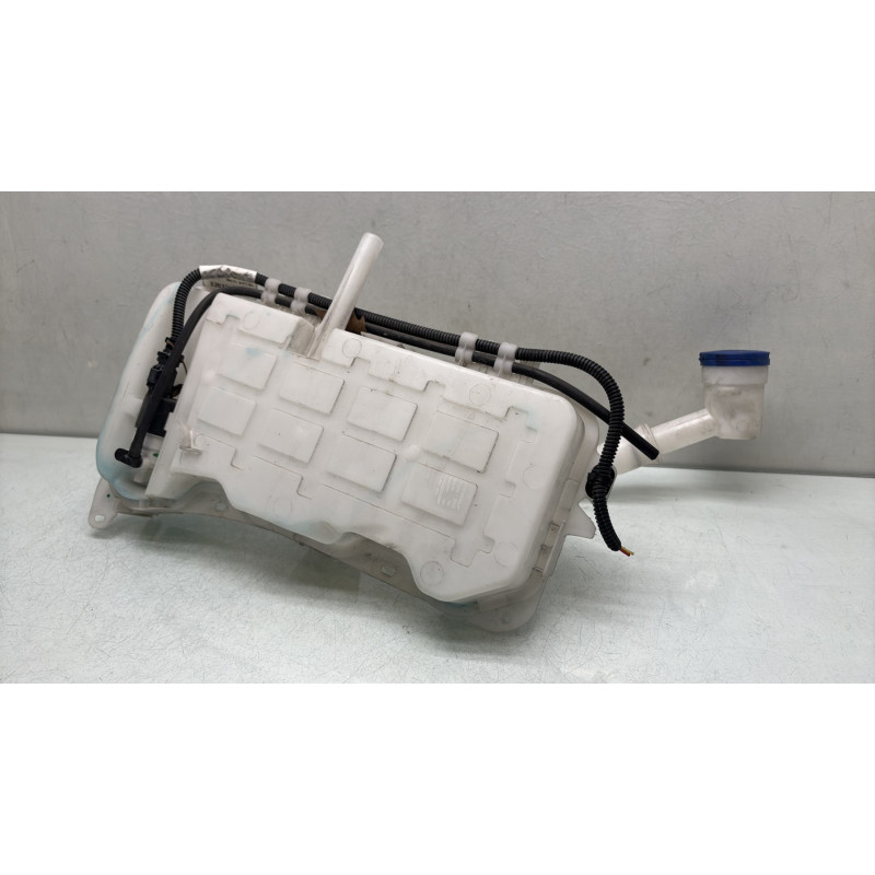 Vase de lave glace PEUGEOT PARTNER 3 Photo n°2