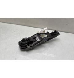 Poignee porte avant gauche VOLKSWAGEN POLO 4