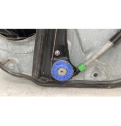 Leve vitre electrique avant gauche VOLKSWAGEN POLO 4