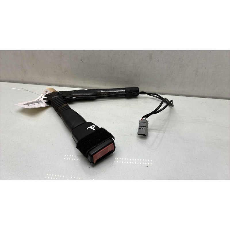 Pretensionneur de ceinture avant droit BMW SERIE 3 E90 Photo n°4
