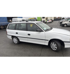 Aile avant droit OPEL ASTRA F