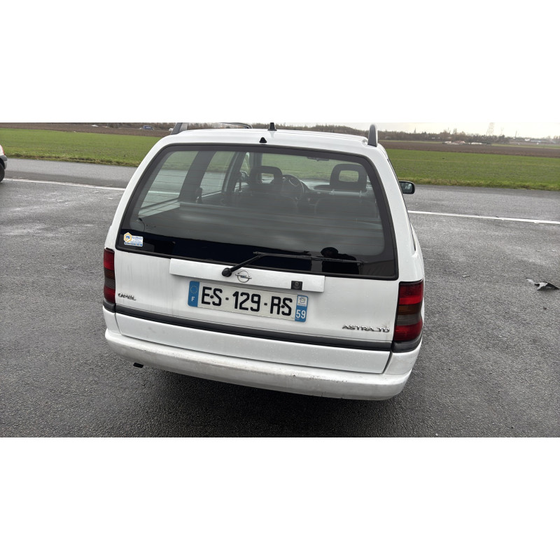 Feu arriere principal gauche (feux) OPEL ASTRA F Photo n°20