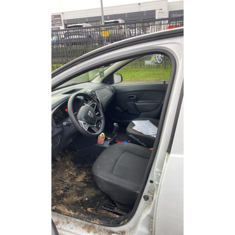 Custode arriere gauche (porte) DACIA LOGAN 2 Photo n°11