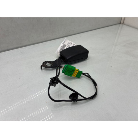 Attache ceinture avant gauche DACIA LOGAN 2