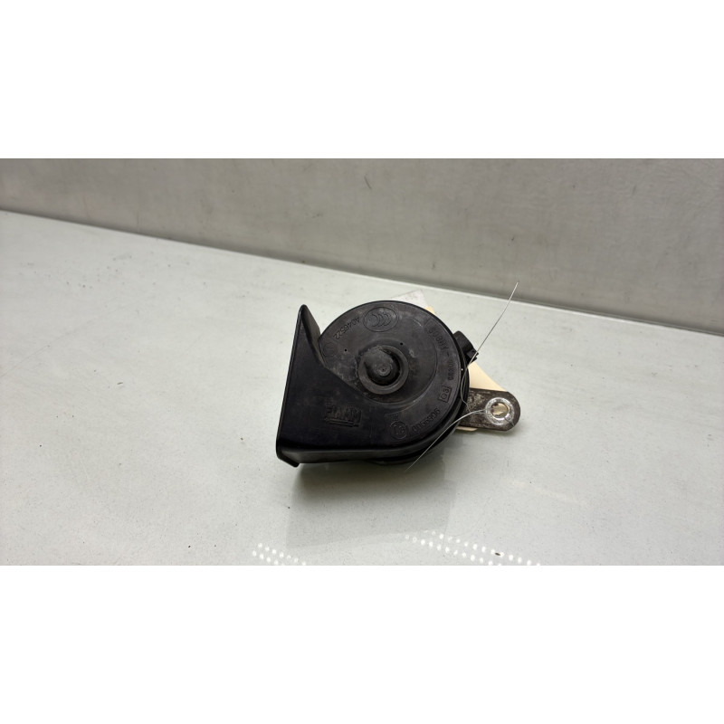 Avertisseur/Klaxon OPEL CORSA D Photo n°1