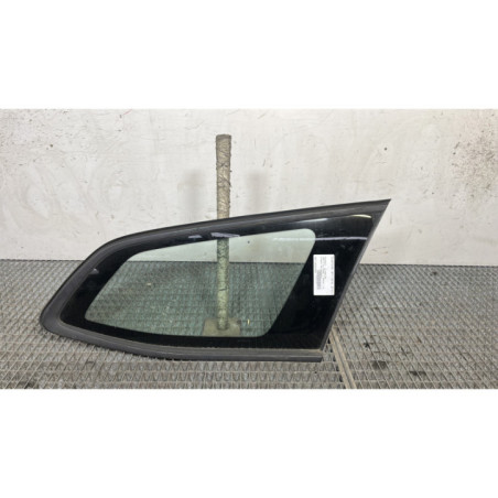 Custode arriere droit PEUGEOT 308 2 SW Photo n°1