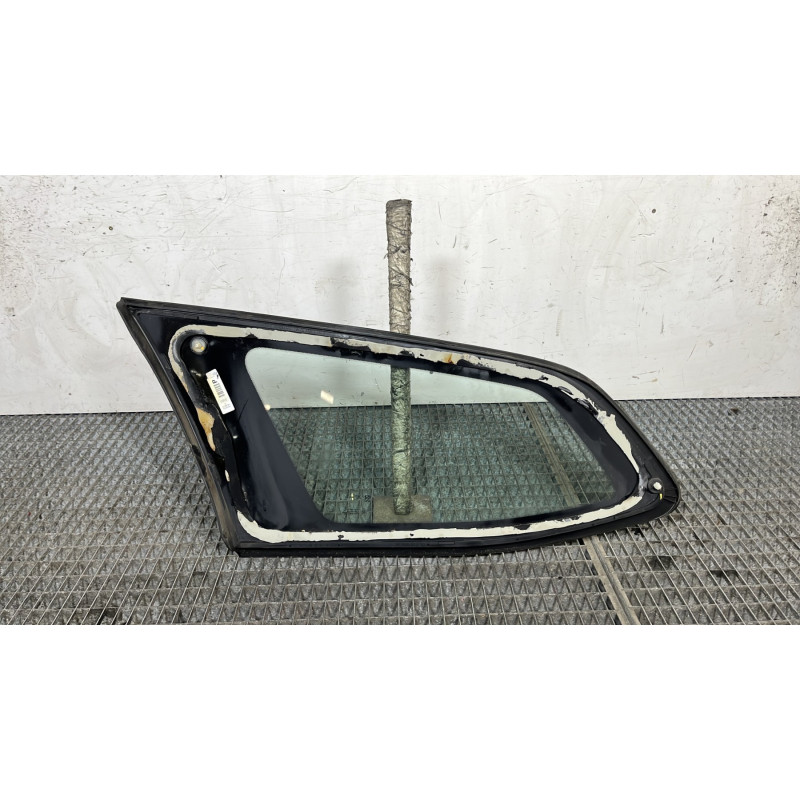 Custode arriere droit PEUGEOT 308 2 SW Photo n°4