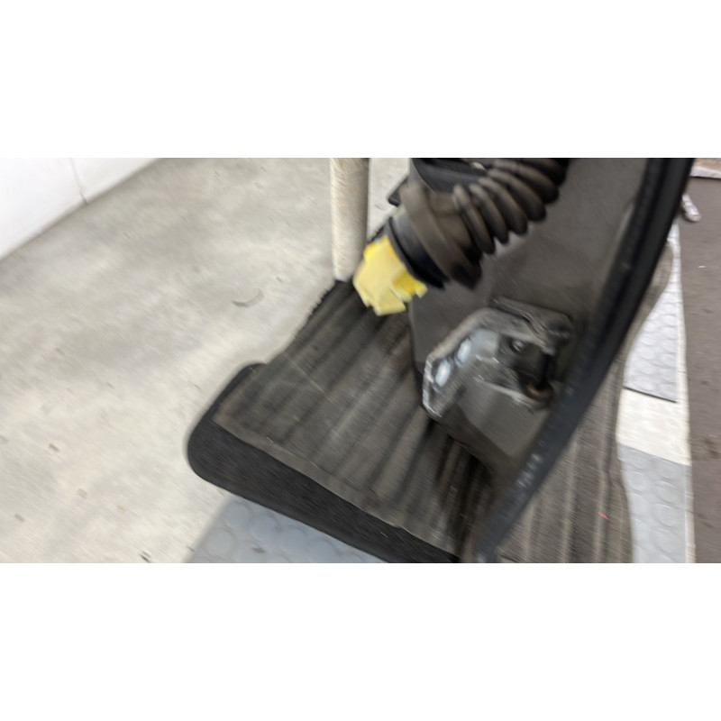 Porte arriere gauche PEUGEOT 308 2 SW Photo n°3