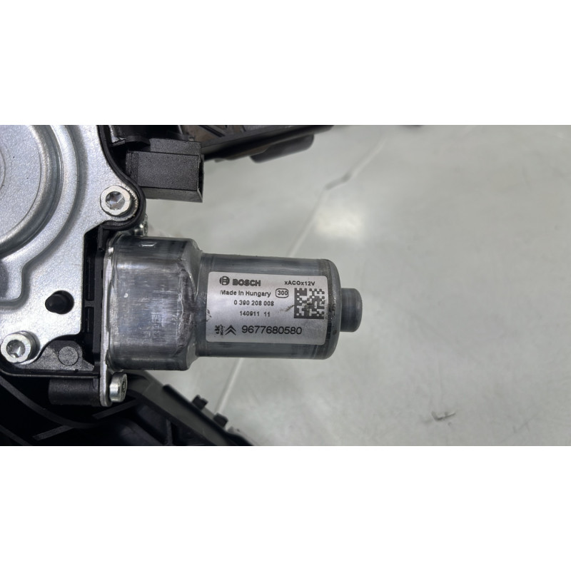 Moteur essuie glace arriere PEUGEOT 308 2 SW Photo n°4
