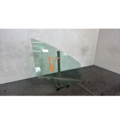 Vitre avant droit PEUGEOT 3008 1